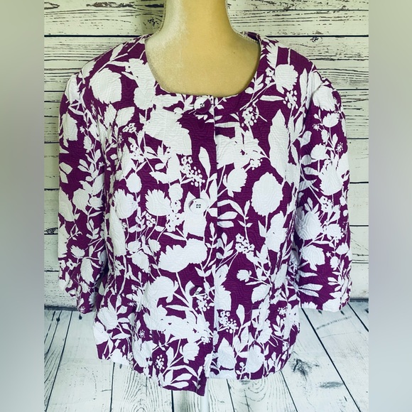 Women’s Size 22W Jacket Chadwick’s Floral Button Down Silky Liner Soft Textured - Picture 2 of 11